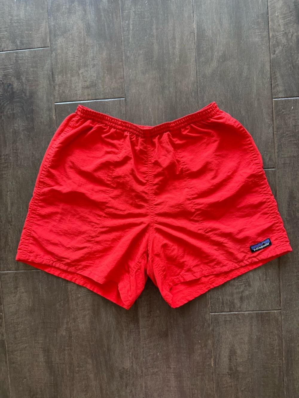 Patagonia Men’s Baggie Retro Lined Swim Hiking Shorts 5” in Bright Red Size S